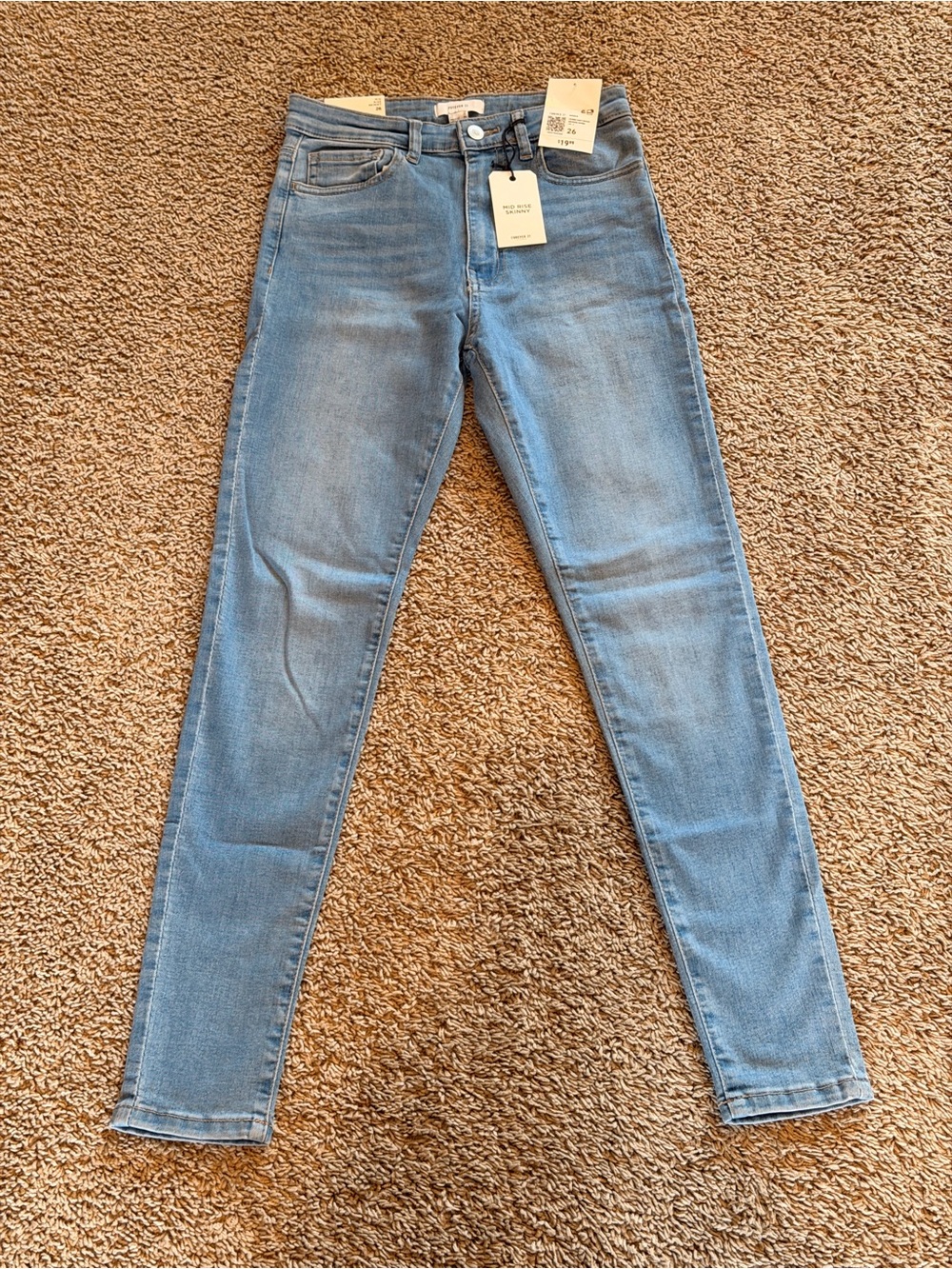 Forever 21 Light Wash Women’s Skinny Jeans